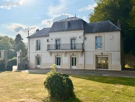 maison 8 pièces 192 m²