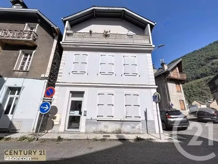 immeuble 201 m² bagneres de luchon