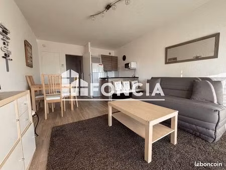 studio 1 pièce 28 m²