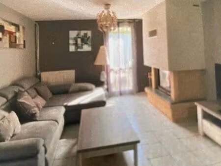 location maison mitoyenne à arpajon sur cere