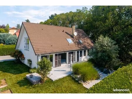location villa individuelle 500 m. douane sauverny