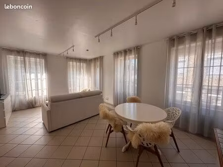 location meublée la haye pesnel