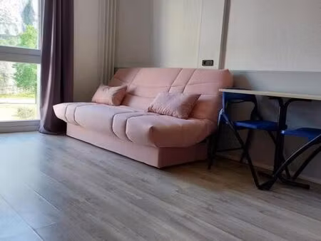 studio 1 pièce 22 m²