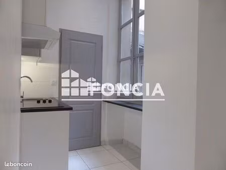 studio 1 pièce 13 m²