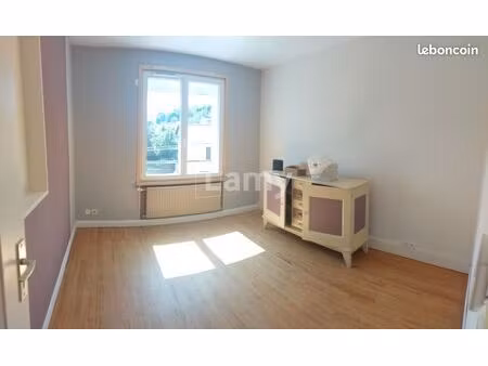 appartement 3 pièces 55 m²