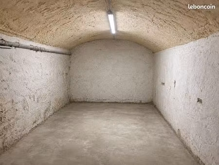 cave / stockage 15 m² avec dalle - centre villefranche-sur-saône