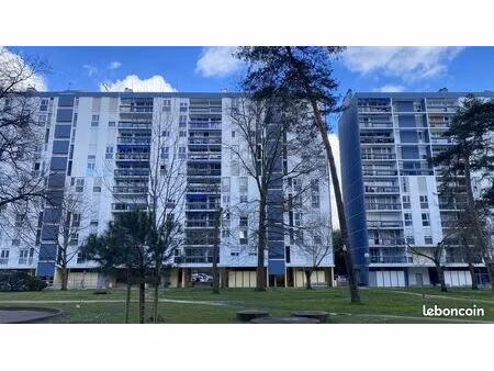 parking 8 m² merignac