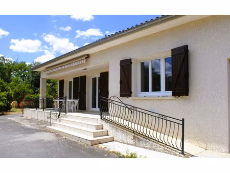 propriete de 20 hectares avec dependances  maisons à muret