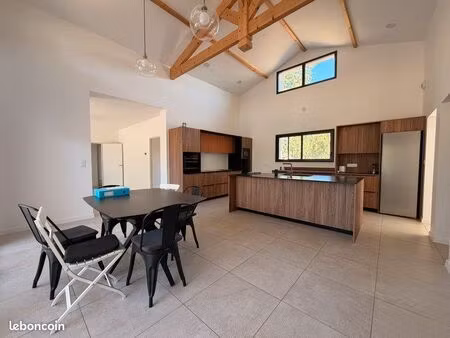 maison 6 pièces 163 m²