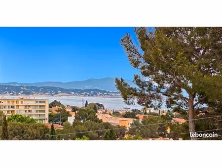villa climatisée avec piscine à bandol