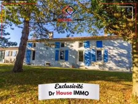 vente maison piscine à mouzeuil-saint-martin (85370) : à vendre piscine / 221m² mouzeuil-s