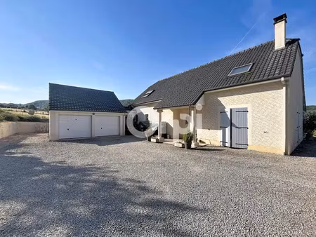 location maison 6 pièces 159.6 m² à larche (19600)  1 350 €