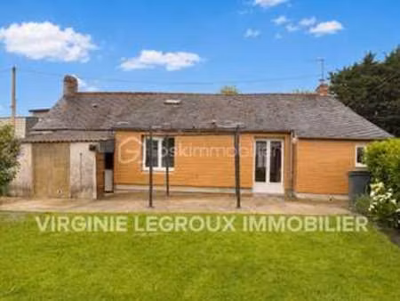 vente maison au bourgneuf-la-forêt (53410) : à vendre / 102m² le bourgneuf-la-forêt