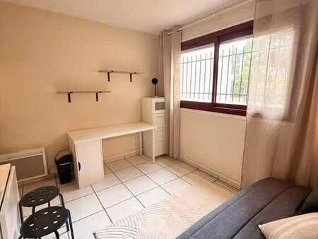 studio meublé 15 m² – idéal étudiant – 590 charges comprises