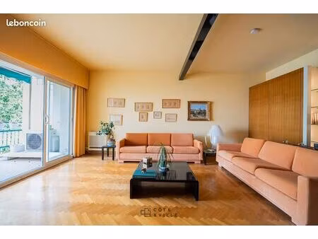 appartement 4 pièces 145 m²