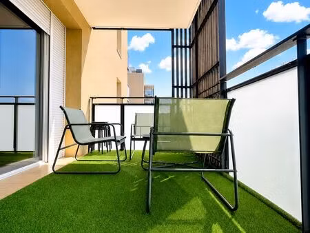 appartement 3 pièces 2015 avec terrasse et garage