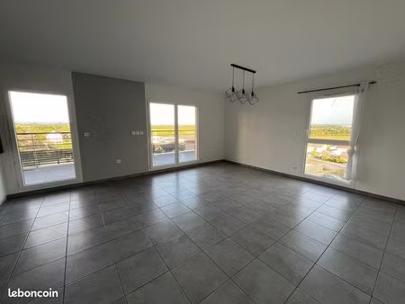 t2 récent de 55 m² à jonage