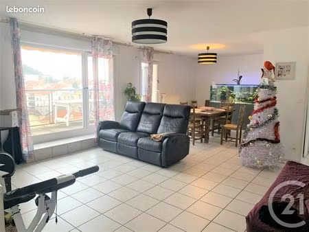 appartement 5 pièces 100 m²