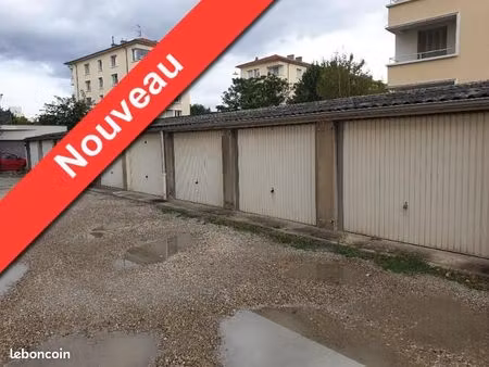 garage 15 m² lyon 8eme arrondissement