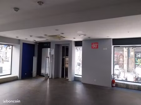local commercial 163 m² marseille