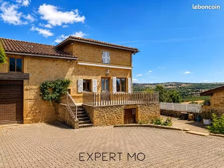 maison 7 pièces 194 m²