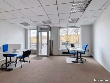 local commercial 31 m²