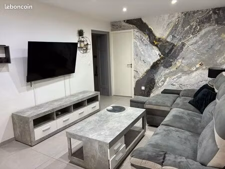 superbe t2/t3 moderne de 57m²  climatisé & vendu meublé – rue nationale