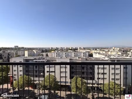 appartement 4 pièces 80 m²