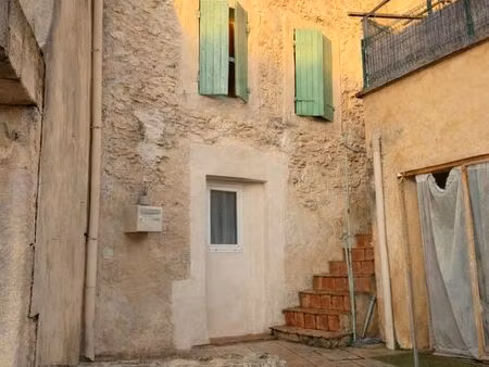 maison de village 3 pièces 80 m²