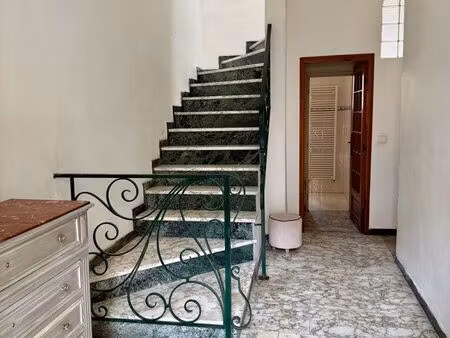 maison de ville de caractère – 137 m² avec extérieur & dépendances