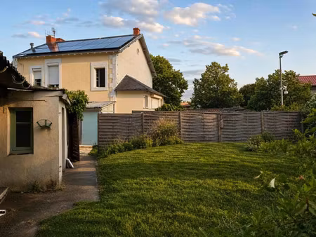 vente maison 9 pièces 200 m² niort (79000)