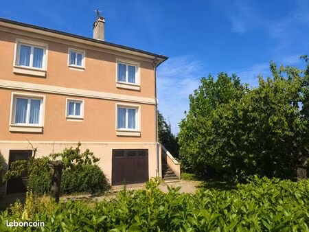 maison 8 pièces 170 m²
