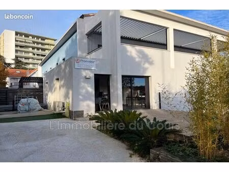 bureaux 52 m² martigues