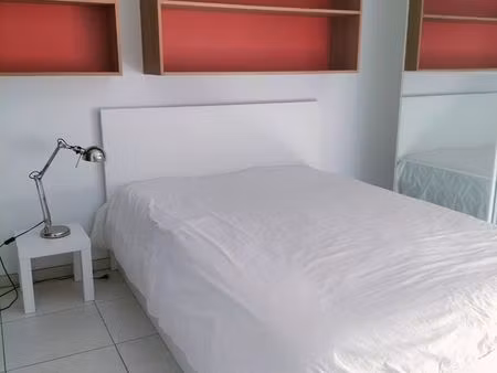 studio meublé 25 m² – caluire-et-cuire – 750 /mois cc
