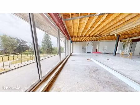 appartement 1 pièce 56 m²