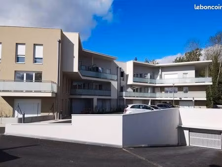 saint-genis pouilly - 2 places parking a vendre 24'000 euros