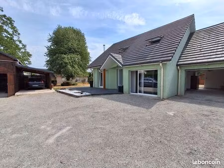 vends superbe maison magny vernois