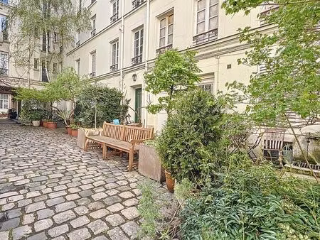 75006-vends 2 pieces a renover rue de sevres