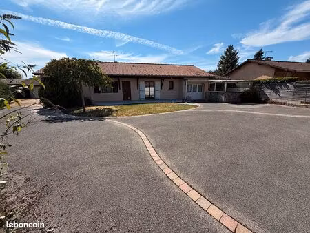 maison 6 pièces 135 m²