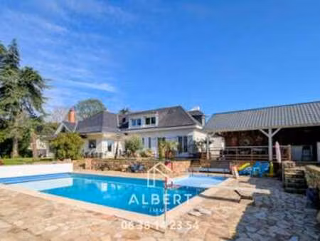 vente demeure d'exception piscine à angers (49000) : à vendre piscine / 285m² angers