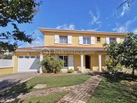 villa de 235 m² à la verpilliere