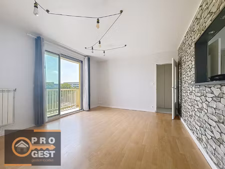 à louer appartement t4 avec balcon montpellier  quartier