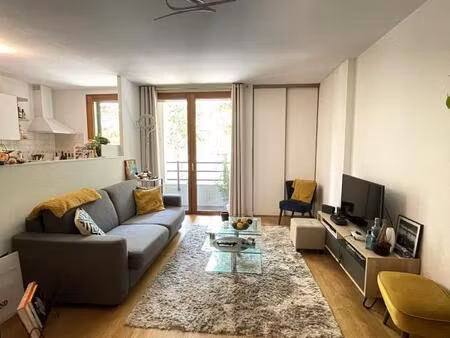 appartement t2 meublé - quartier mellinet - bc 1971