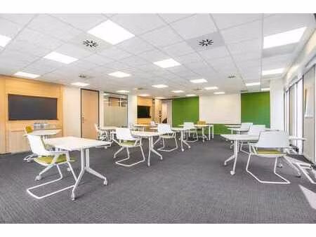 espace de bureau clé en main à regus port atlantic house