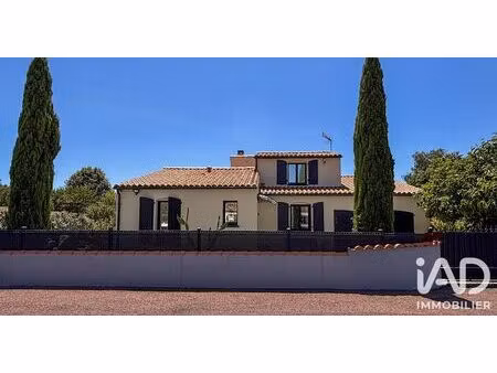 maison traditionnelle à fontcouverte (17100)