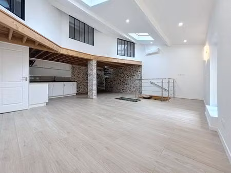 maison de ville en 2 appartements t2 et t3
