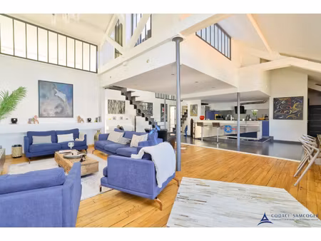loft - quartier pierre et marie curie - ivry sur seine 5 pièce(s) 164.76 m2