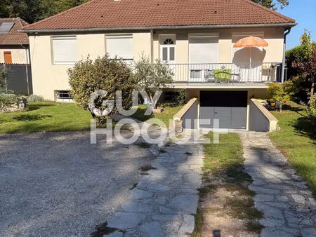 maison située à veneux les sablon 5 pièce(s) 131 m2 avec 4 chambres dans un quartier calm 