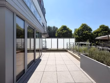 appartement à louer avec terrasse et 1 chambre   lasne (vbe47725)