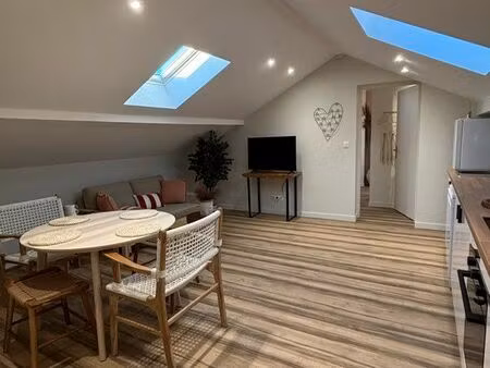 ? t2 meublé 50m2